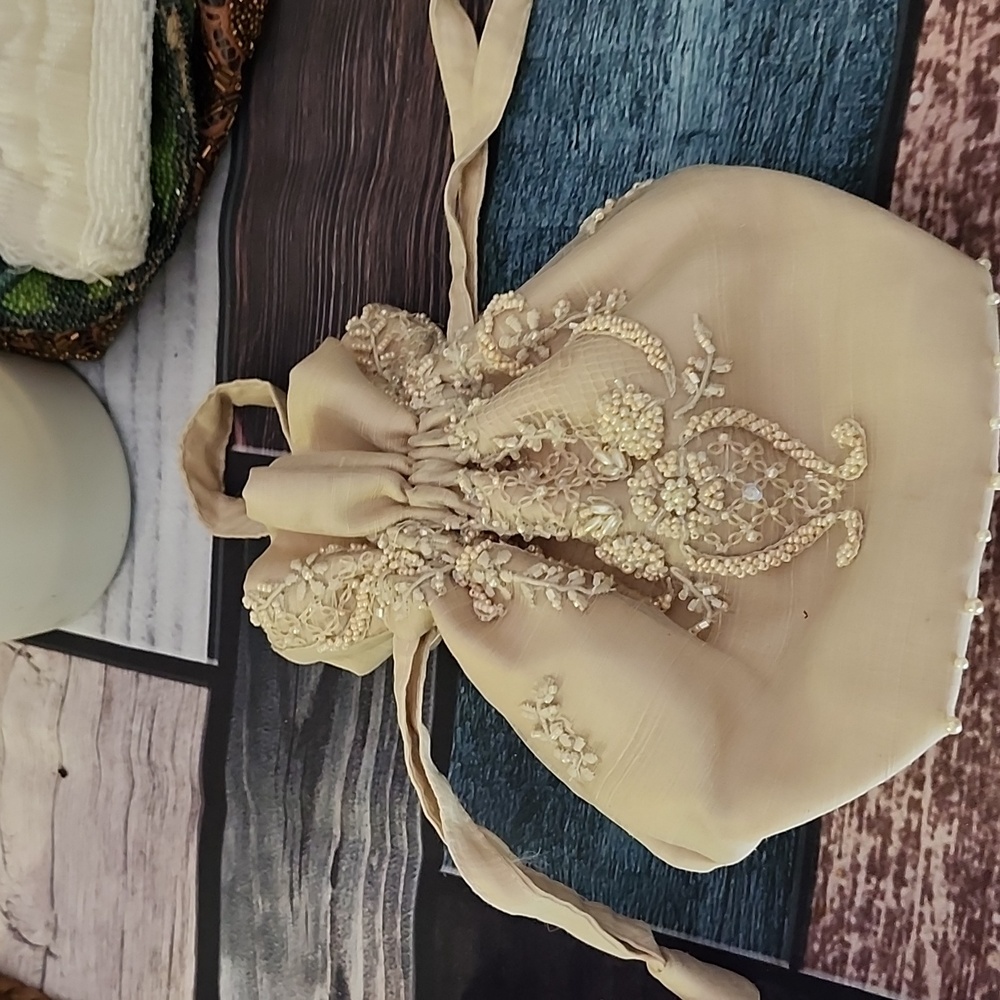 Hand purse